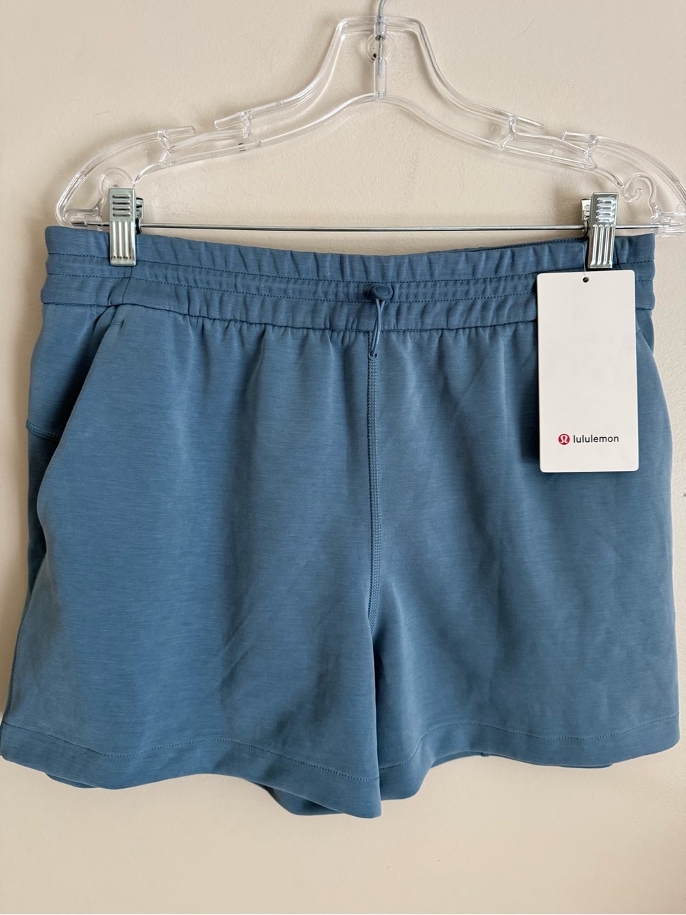 New Lululemon Softstreme HR Shorts 4" Blue Size 10 Women’s $78 Soft Fast Ship